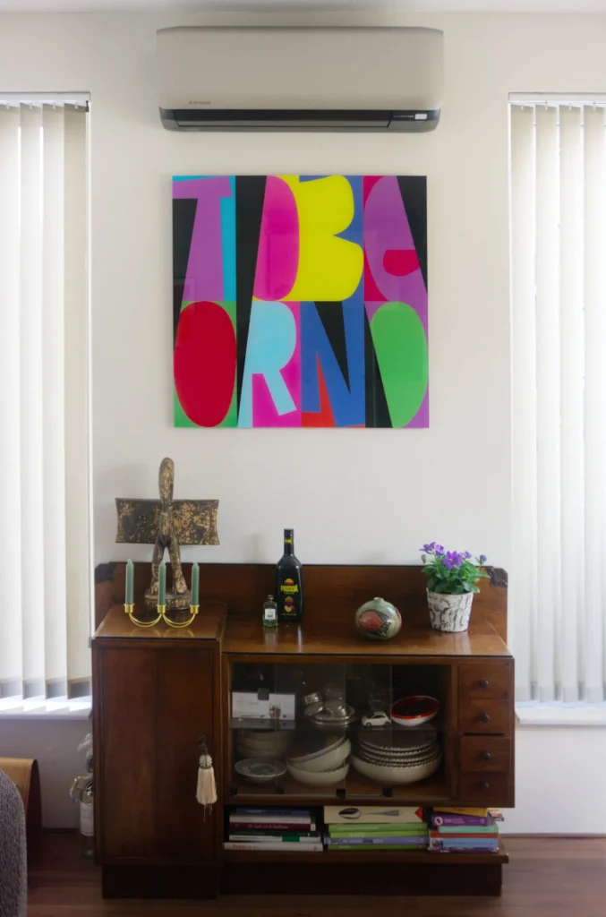 Toberlone inkjetprint op acryl in huiskamer